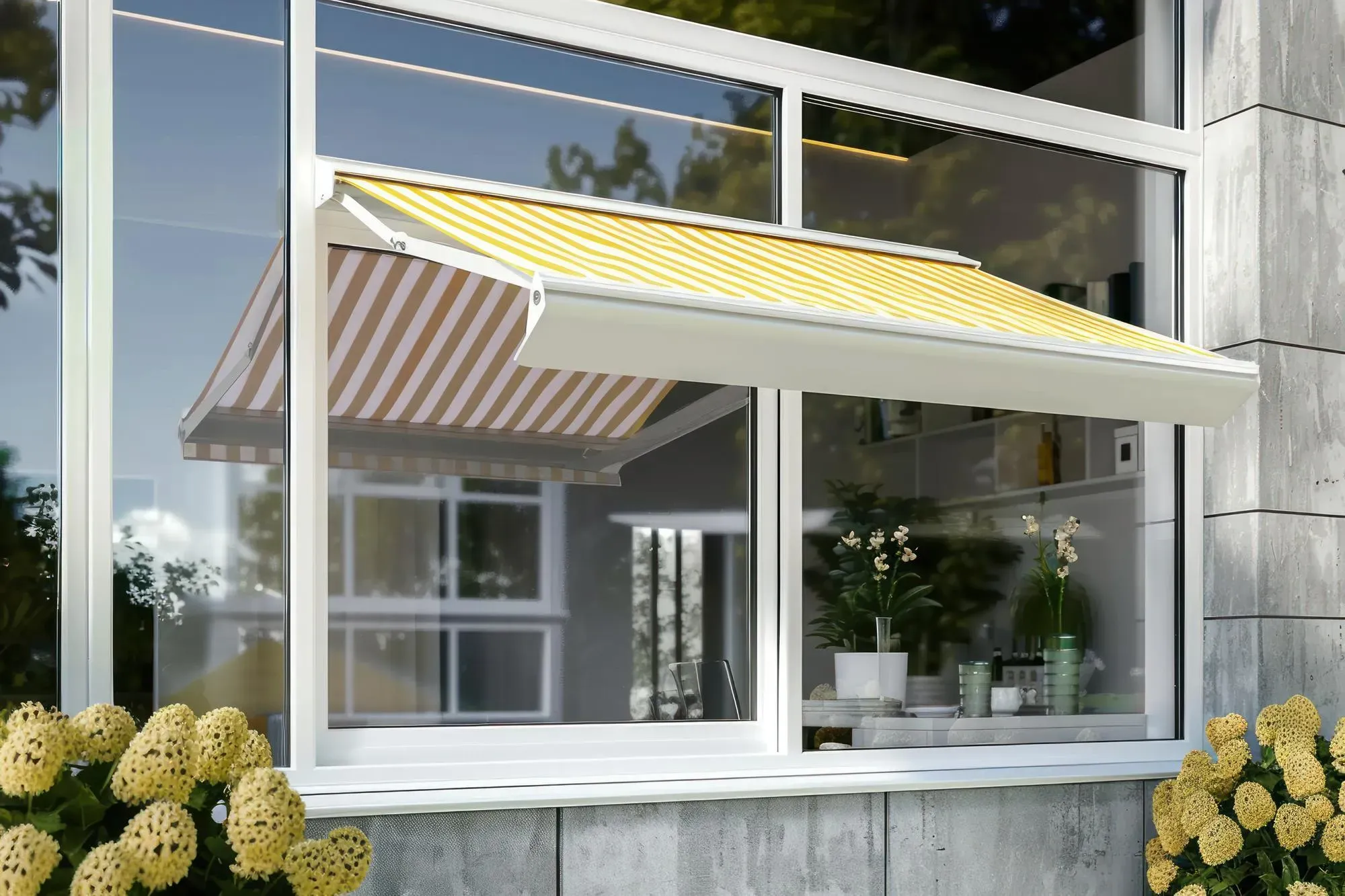 Custom windows in Esquimalt 1