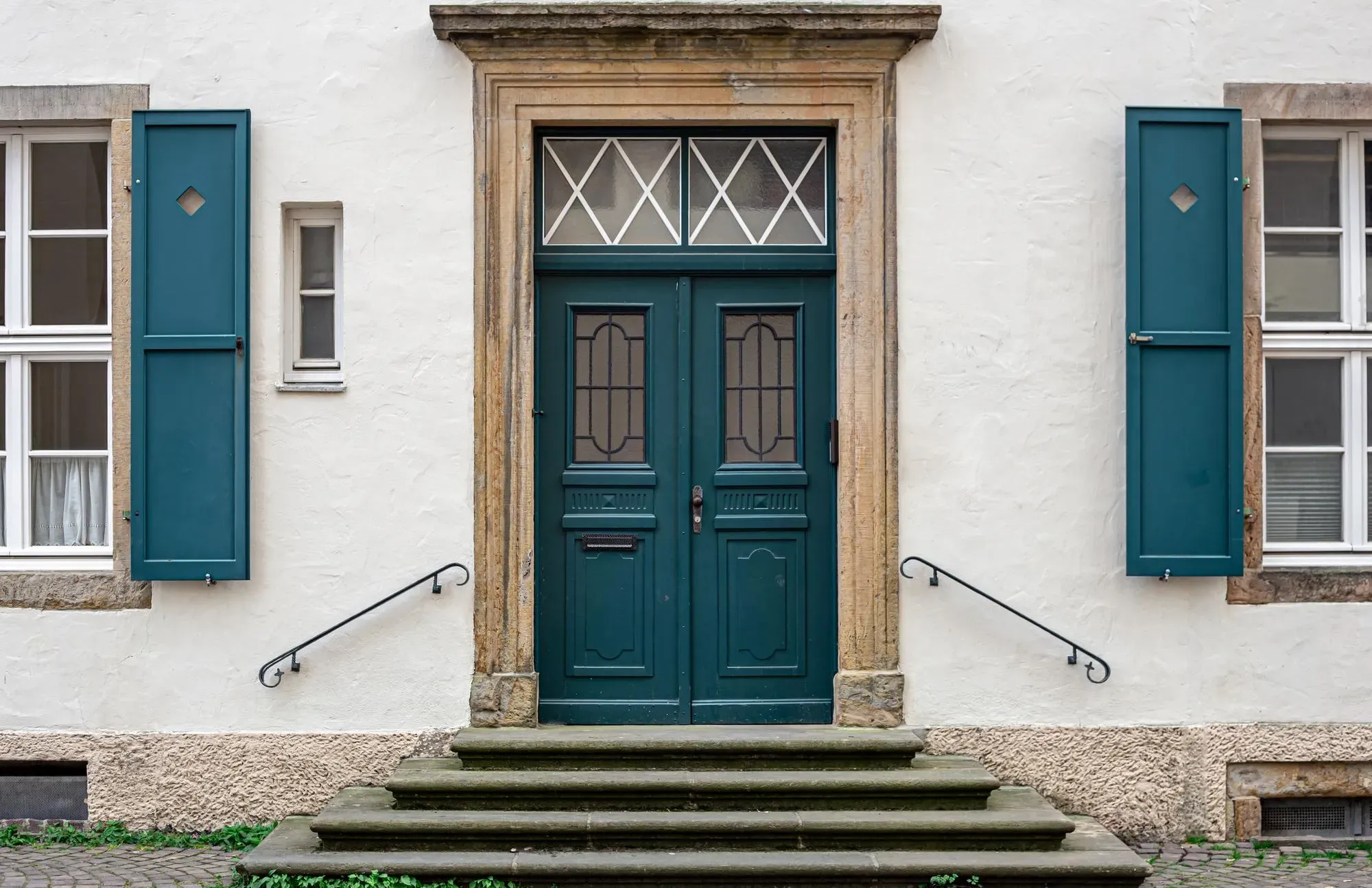 Custom and standard doors in Victoria, BC